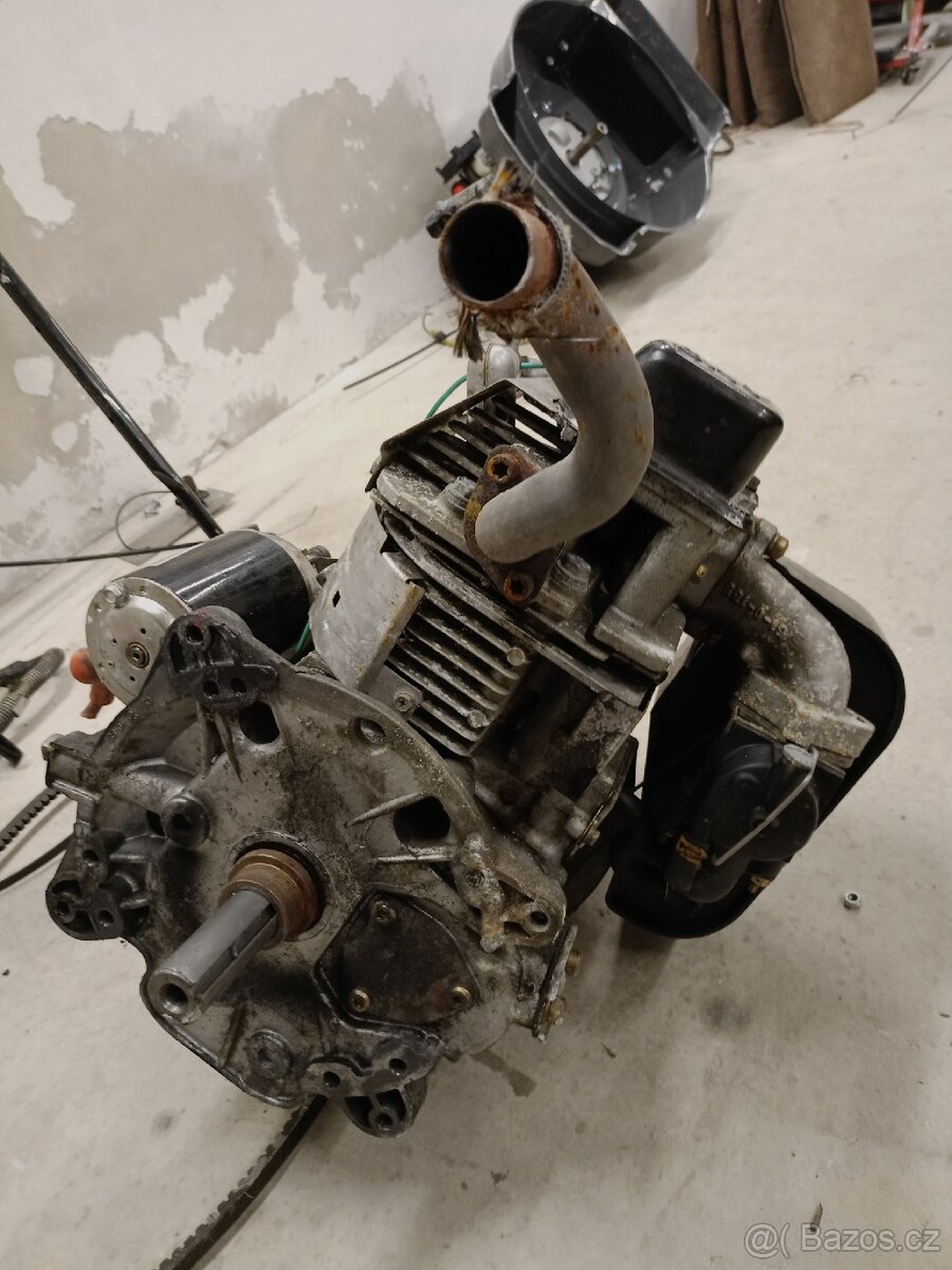 Motor zahradní traktor - 4