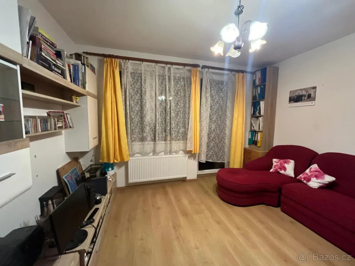 Pronájem bytu 2+kk 62 m² - 4