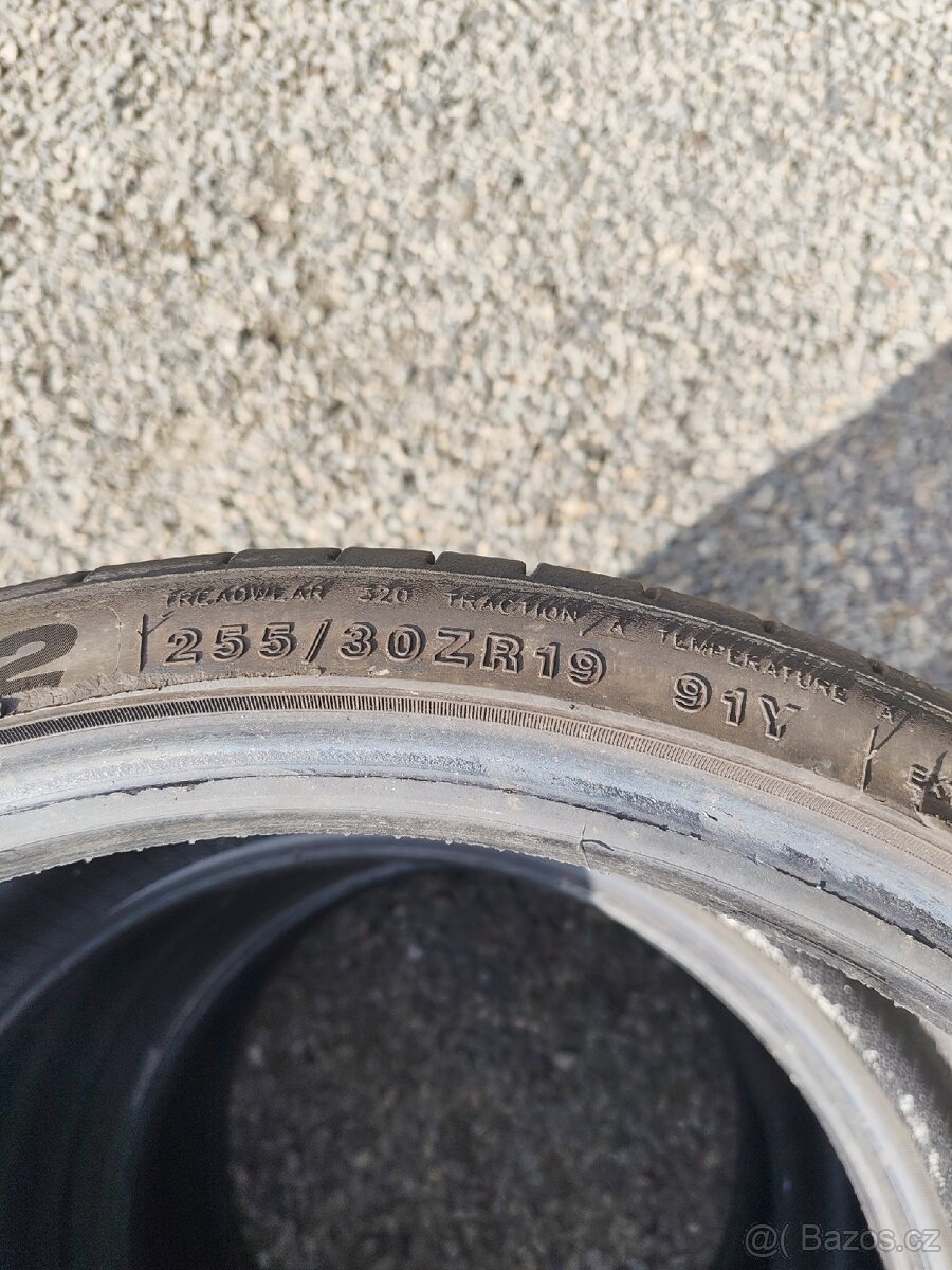 255/30/ZR19 Imperial Ecosport 2 - 4