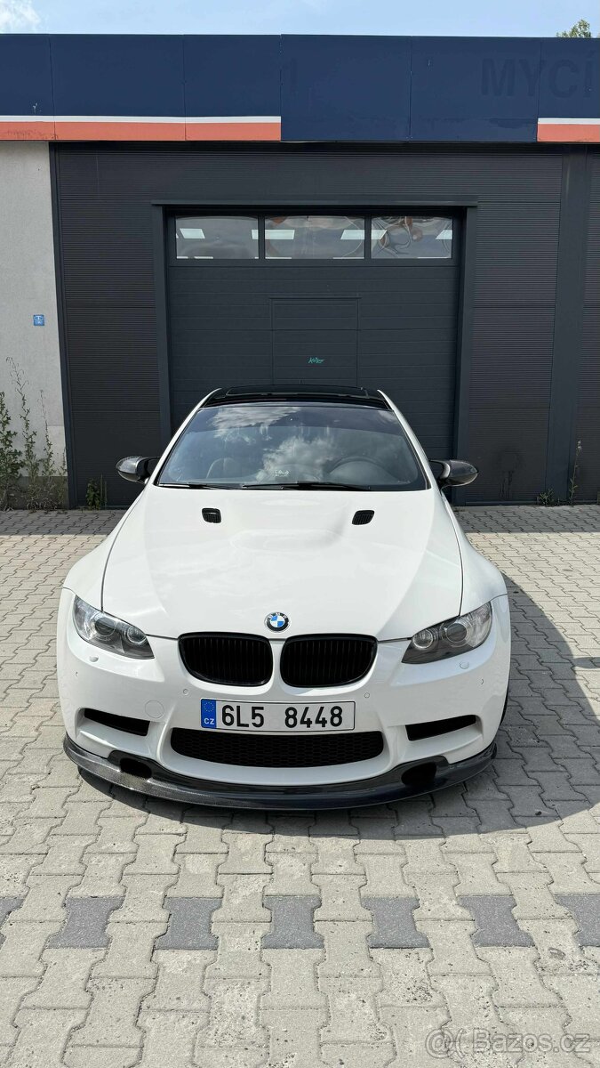 Přední carbon lip GT4 pro BMW M3 E90 E92 E93 - 4
