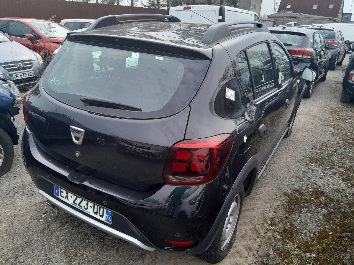 Dacia Sandero 0.9I - 90ps STEPWAY - 4
