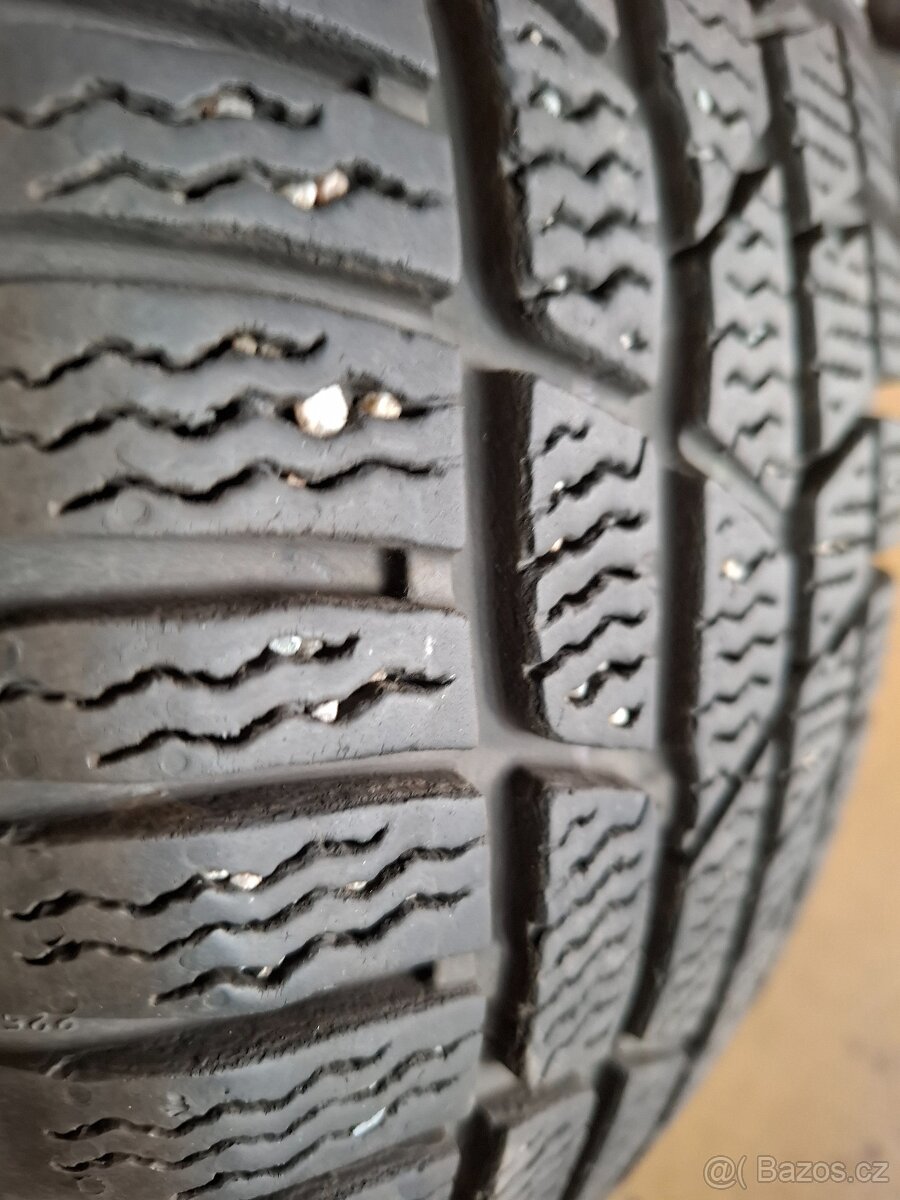 Zimni pneu 215/60 R16 99H M+S - 4