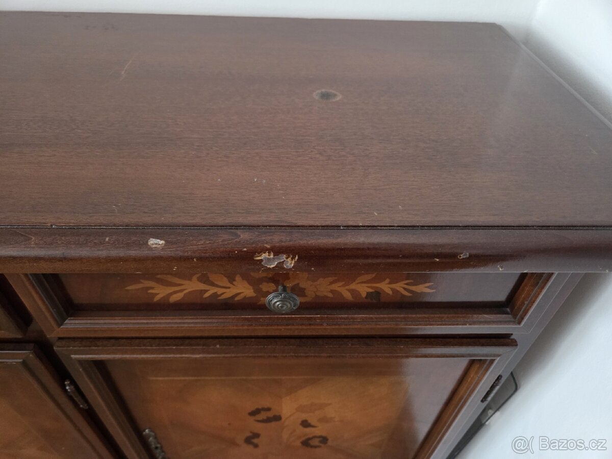 Nábytek v zámeckém stylu, používaný - 4