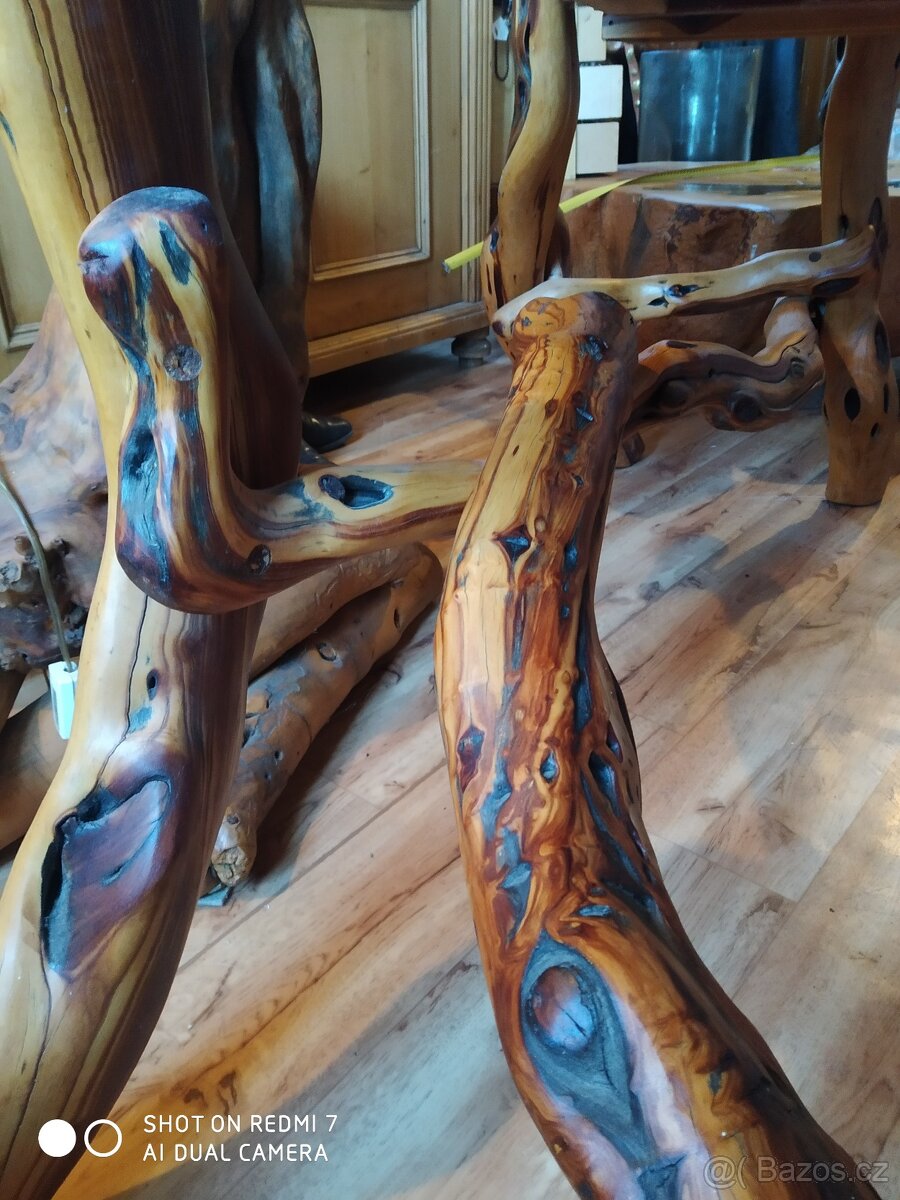 epoxidový nábytek s minerály, toaletní stolek, stojací lampa - 4