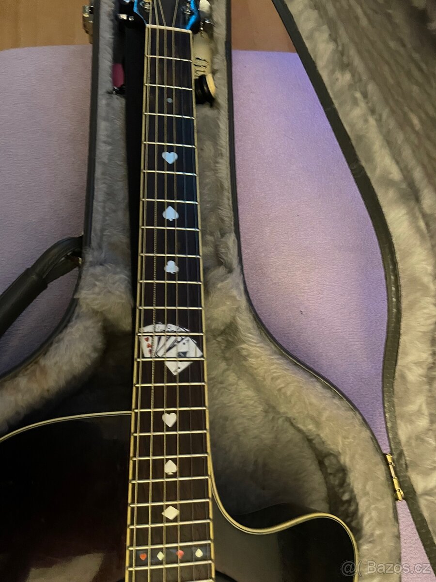 Elektroakustická kytara Yamaha apx - 4