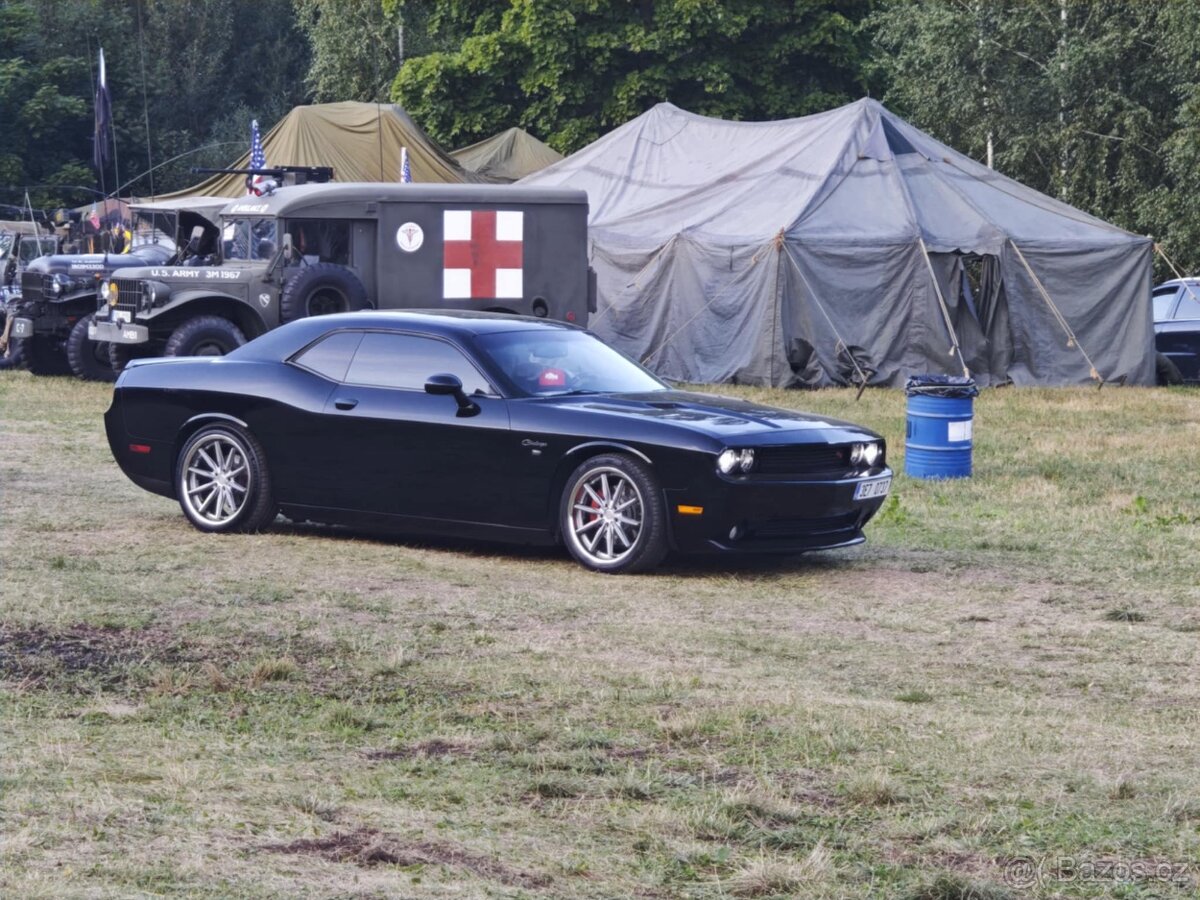 Dodge Challenger vyměním - 4