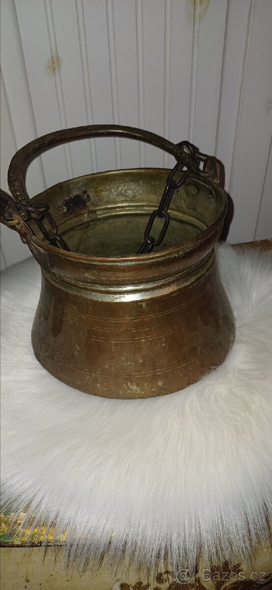 Stará nádoba / kotlík - 4