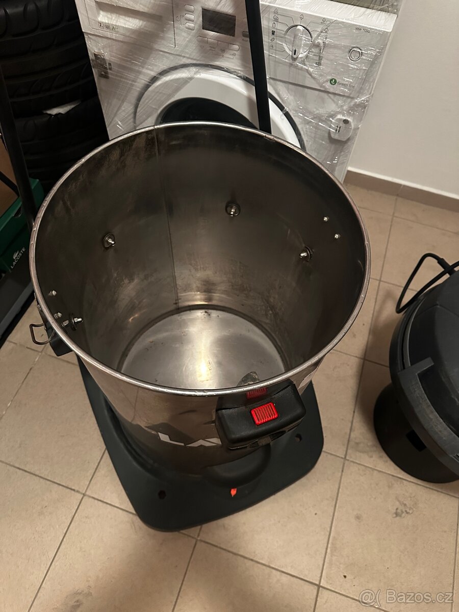 Průmyslový vysavač 3.6 kW - 4