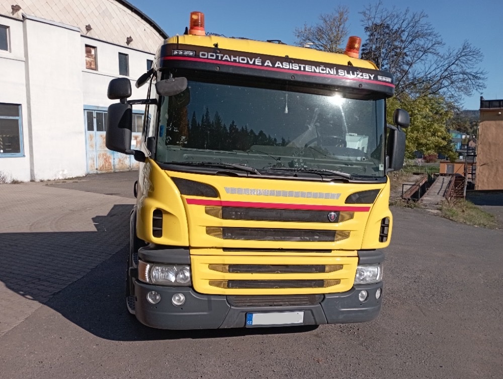 Scania odtahovka LKW