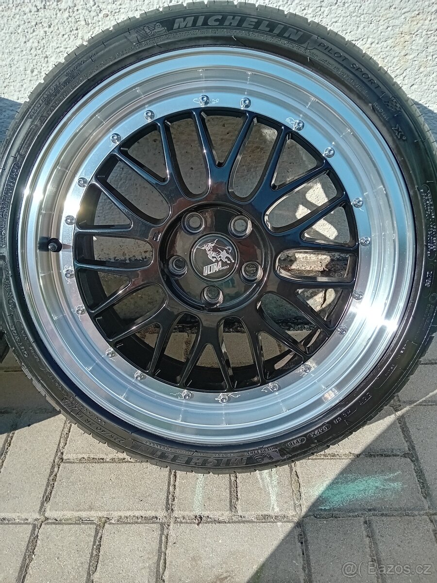 5x108R18 - 225/40R18 Ultrawheels - 4