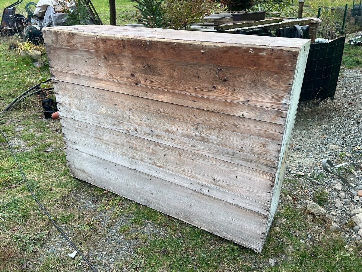 Dřevěná klec pro papušky - 4