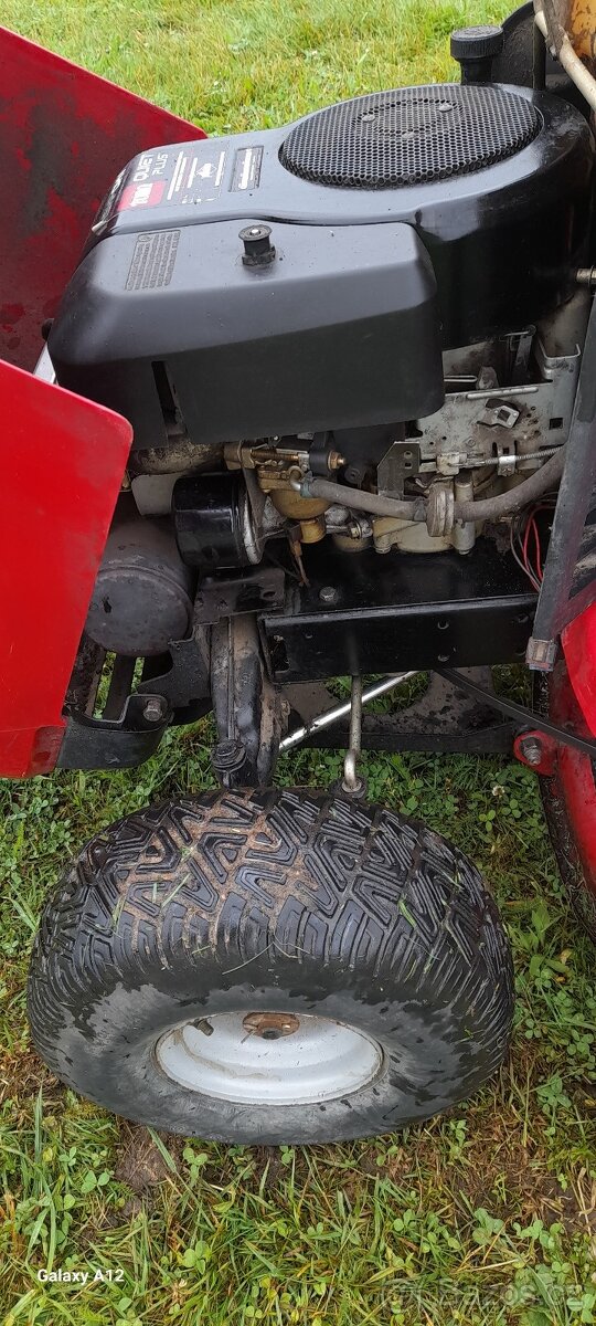 Zahradni traktor - 4