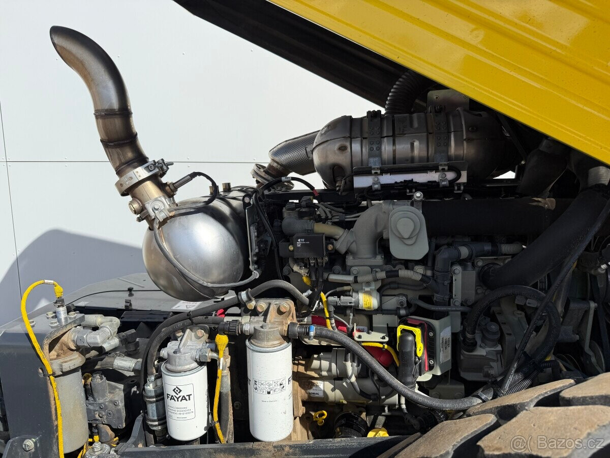 Válec Bomag 211 - 4