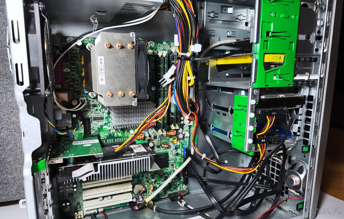 Počítač HP Workstation xw4600 - 4