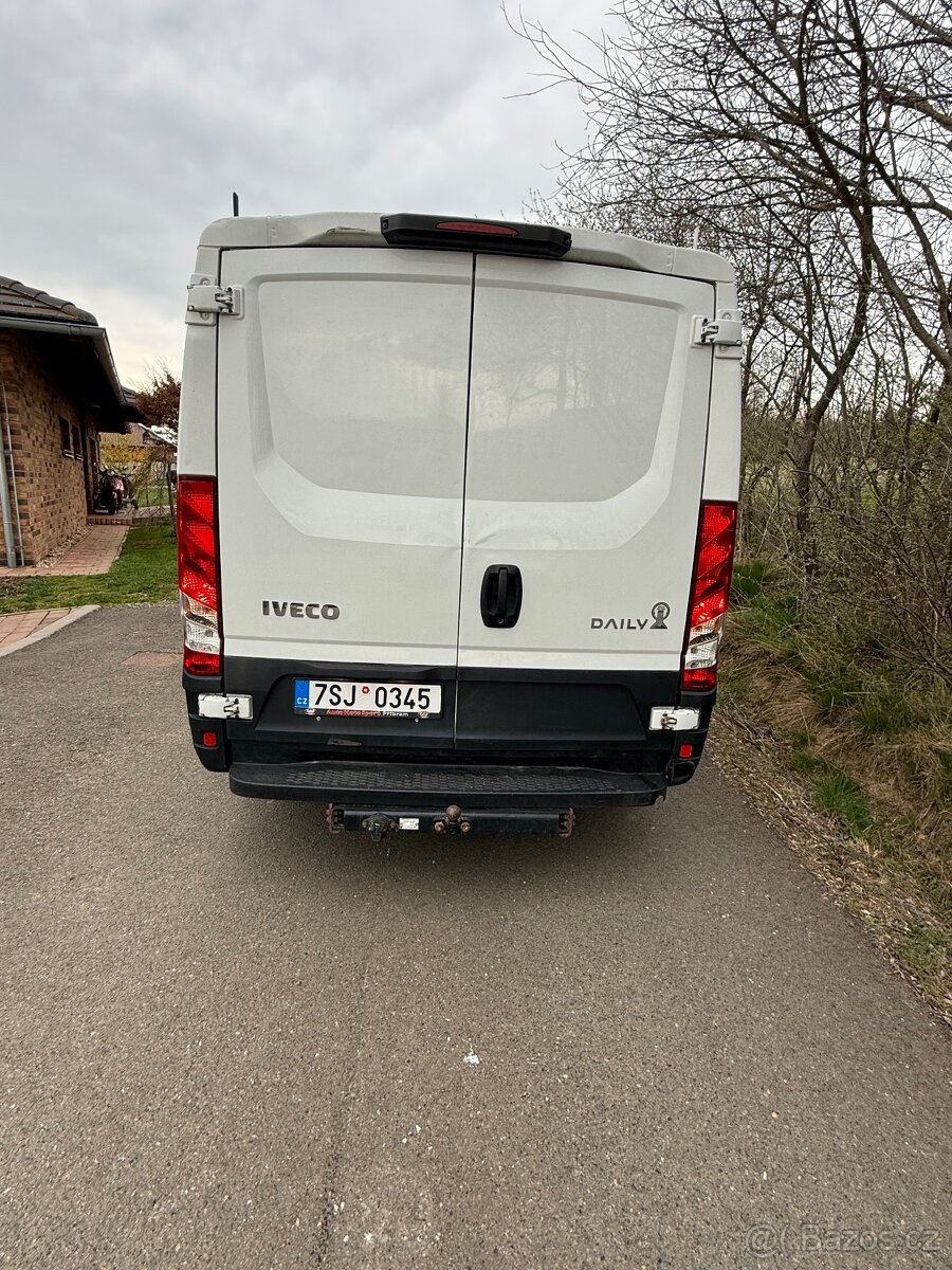 Iveco Daily 2,3 d 35S13 - 4
