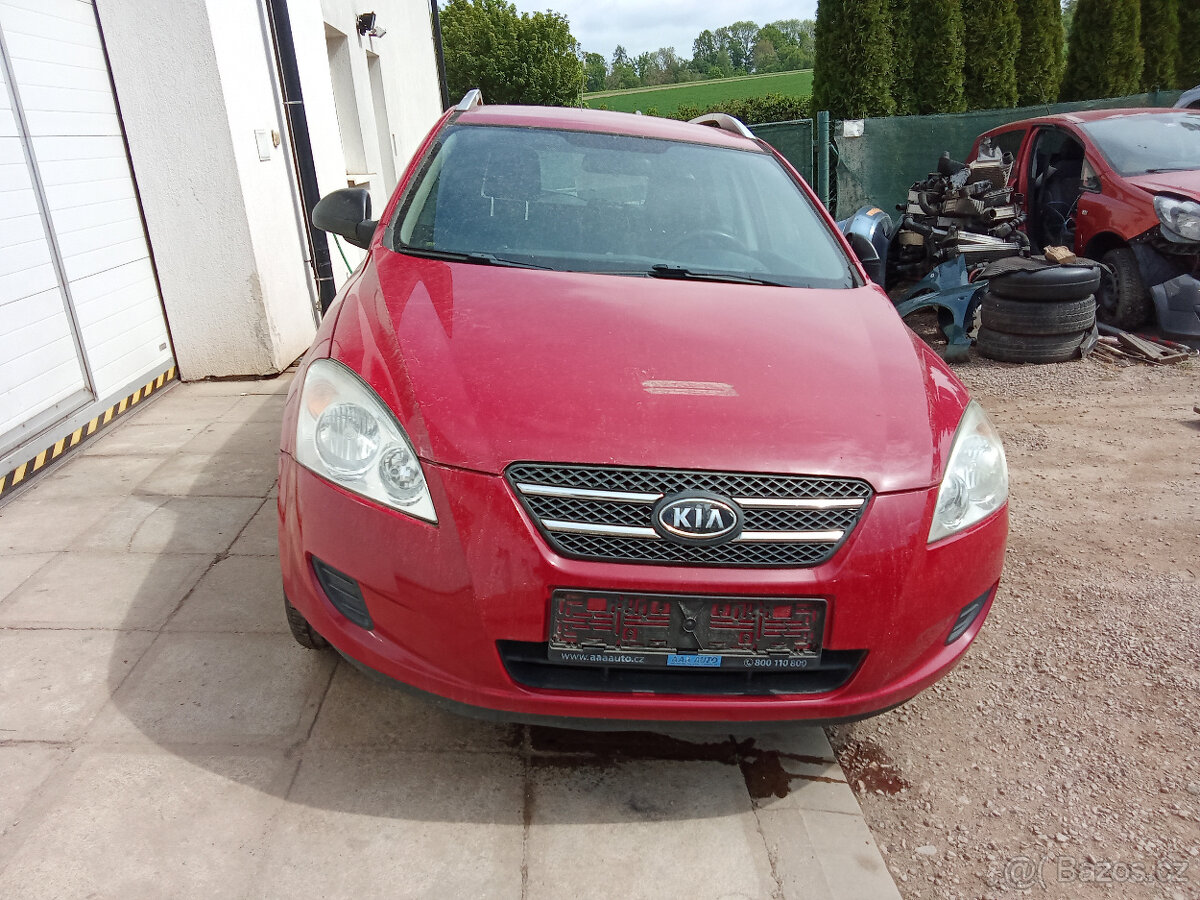 Kia Cee´d 1,4 80kw - náhradní díly - 4