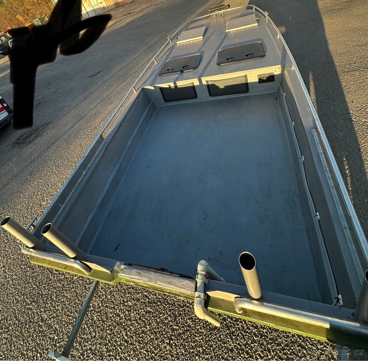 Rybářská laminátová loď - 4