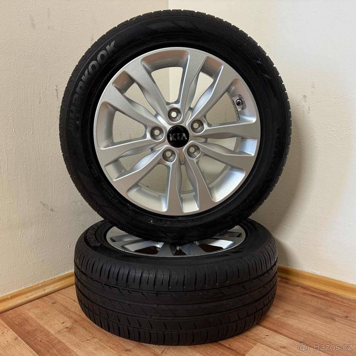 KIA CEED II 5x114,3 R16 ET50+LETNÍ 205/55R16 7mm - 4