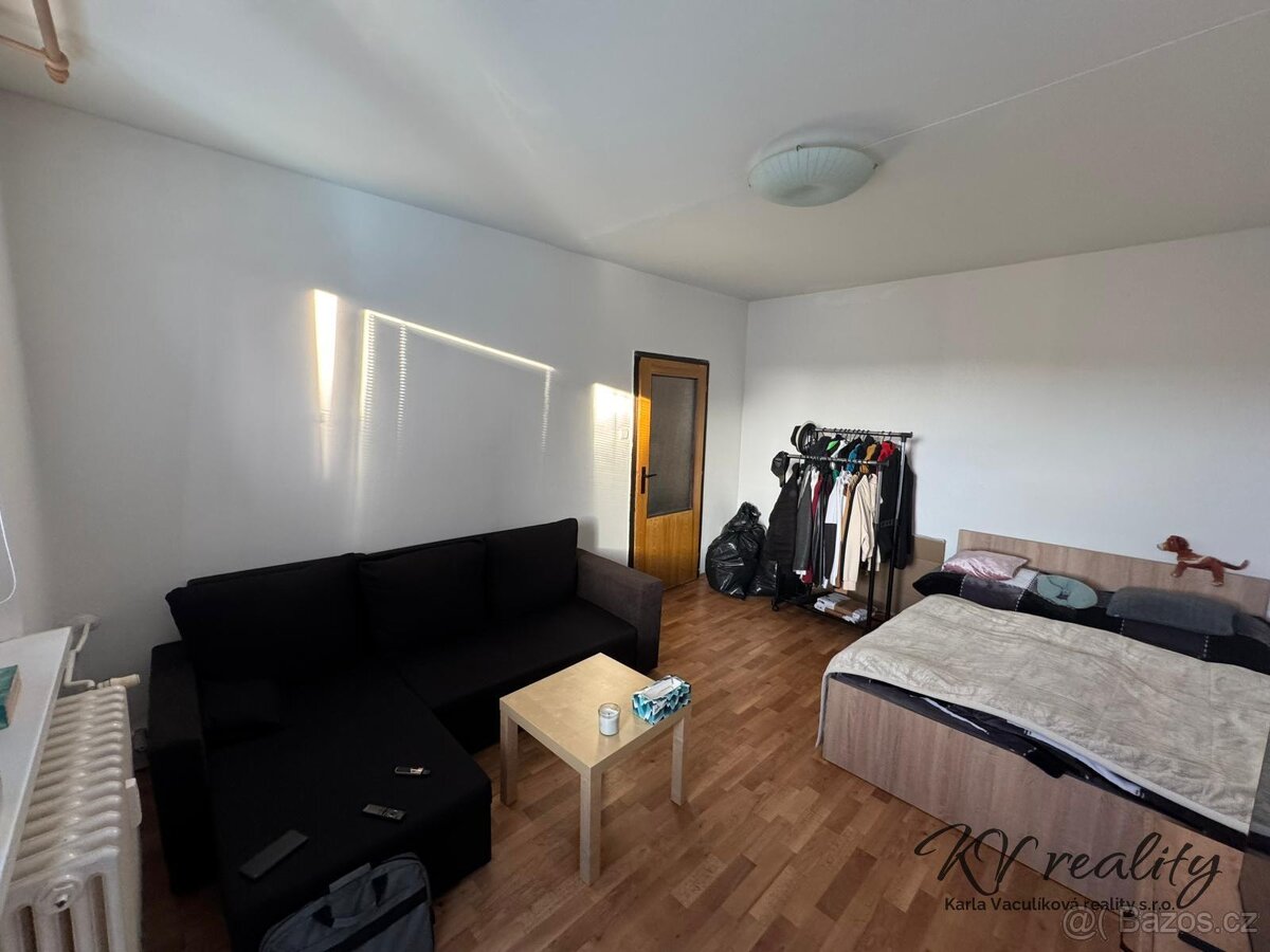 Pronájem bytu 1+1, CP 32 m2, ul. Bratří Hlaviců, Vsetín - 4