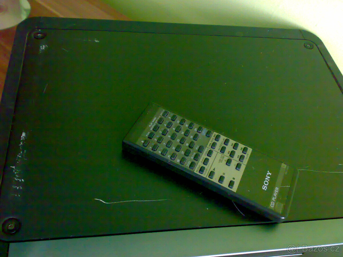 Technics CD Player SL-P230.Sony CDP-S7. - 4