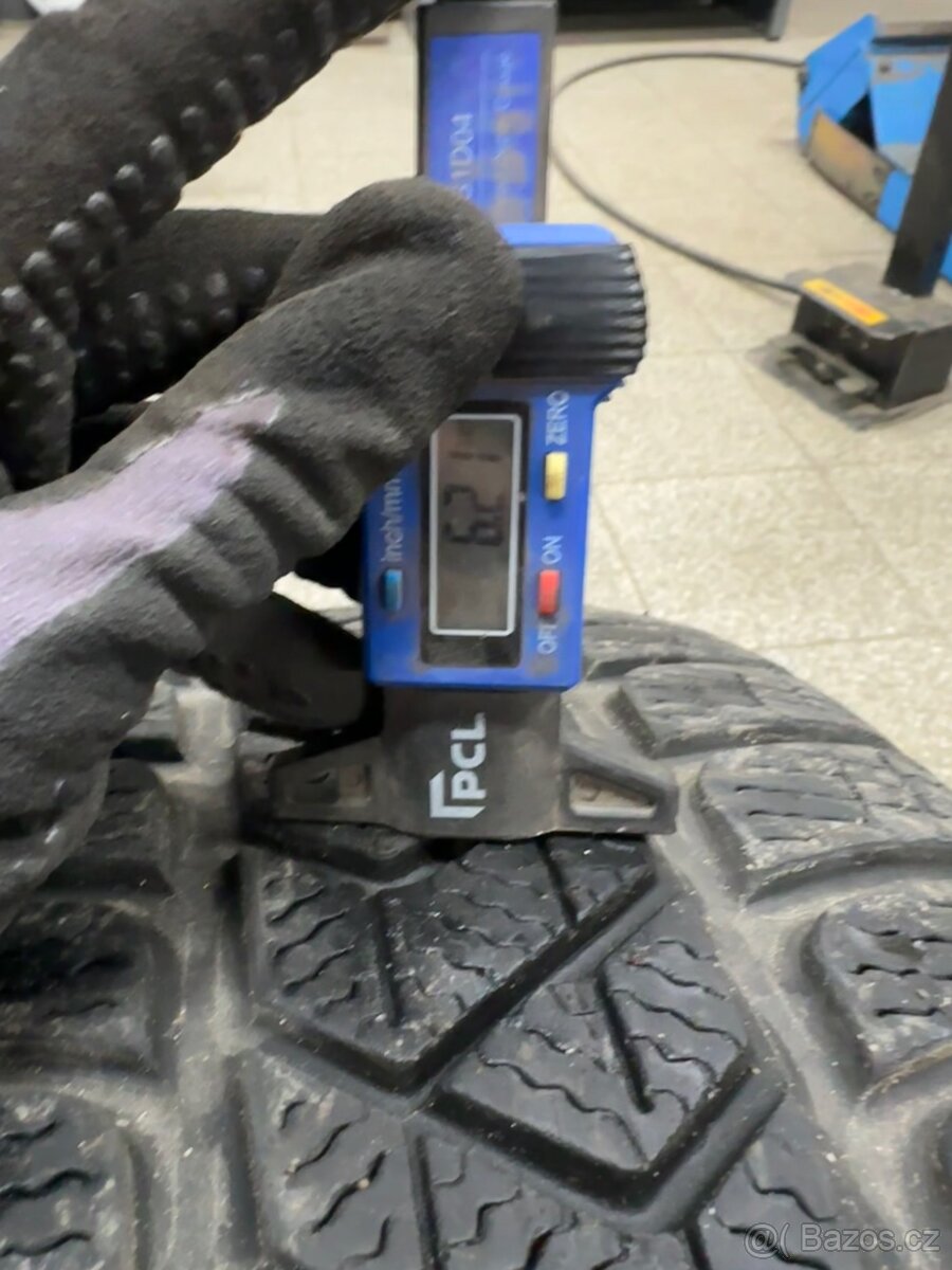 Pneumatiky 225/45R18 - 4