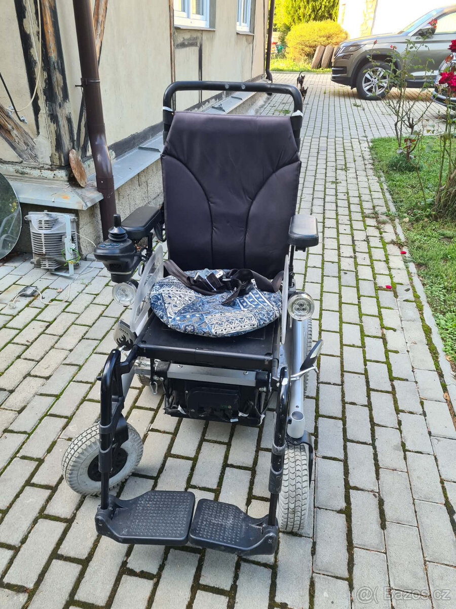 Elektrický invalidní vozík Ottobock - 4