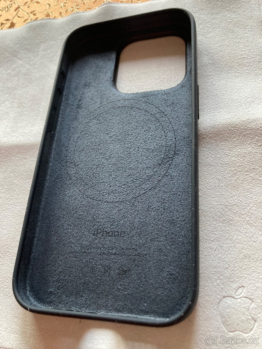 Apple silikonový kryt na iPhone 15 Pro - 4
