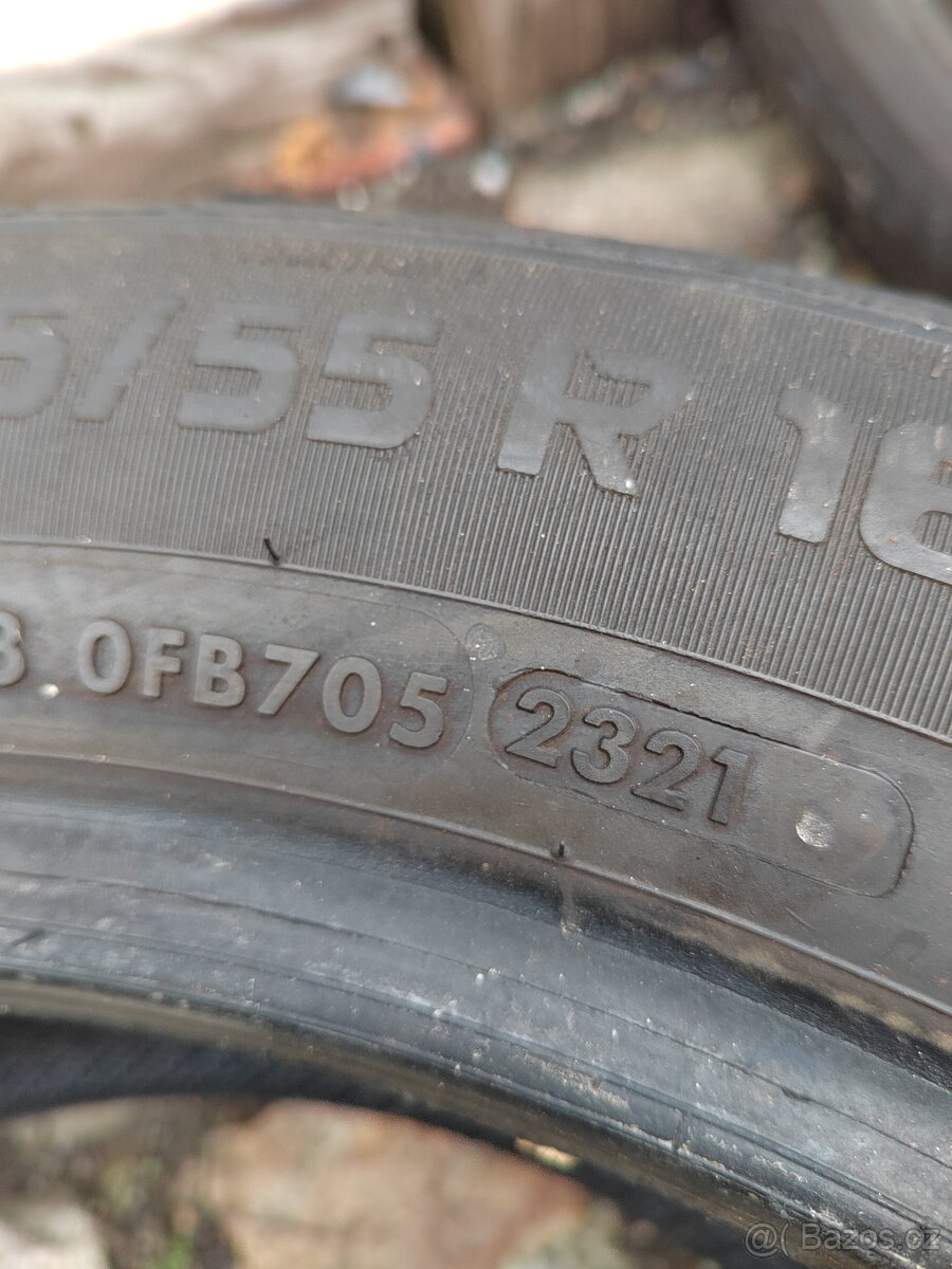 Prodám 2ks celoročních pneu 205/55/16 Vredestein Quatrac 91H - 4