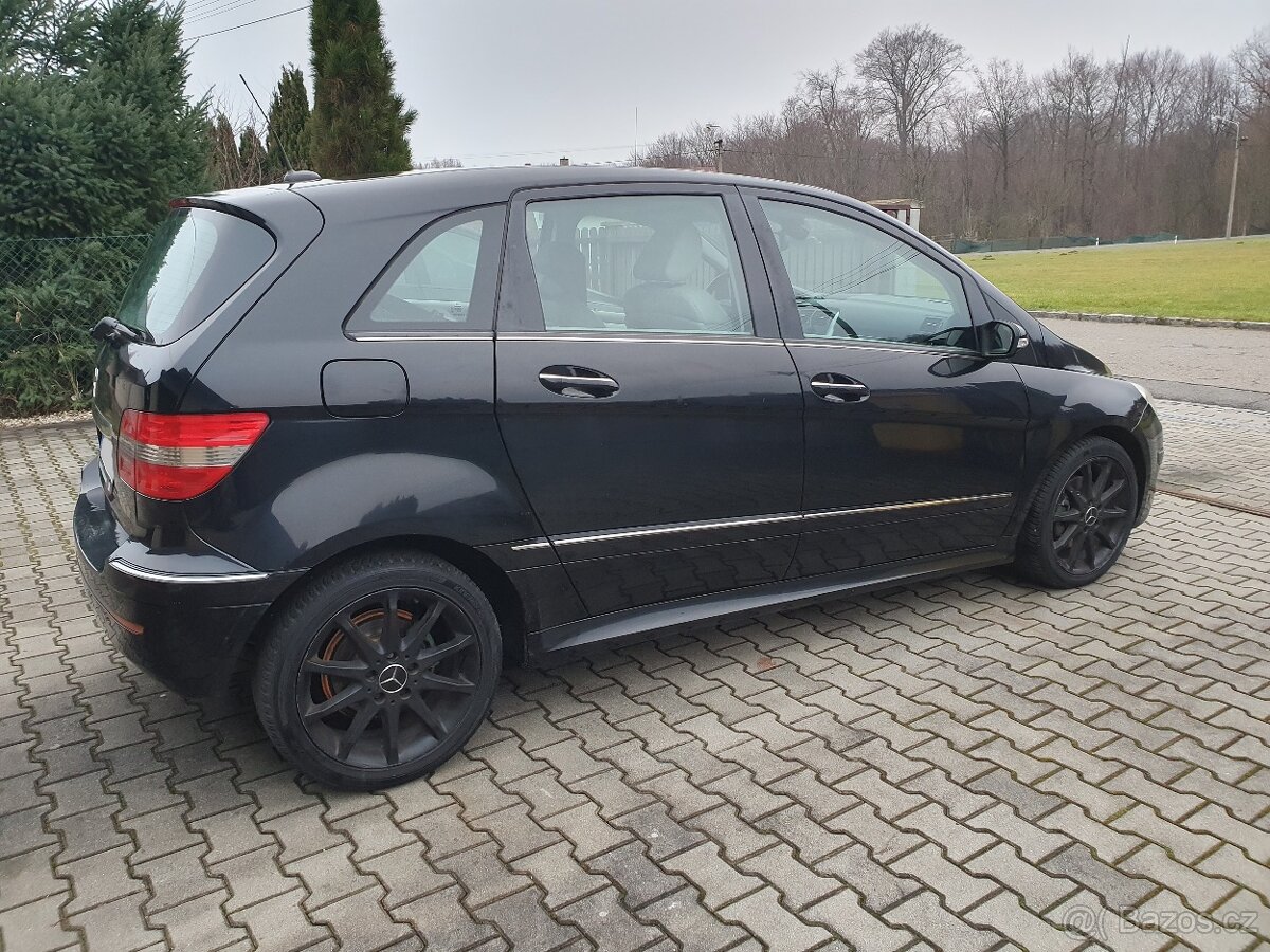 Mercedes-Benz Třídy B180 CDI, AUTOMAT, nová STK - 4
