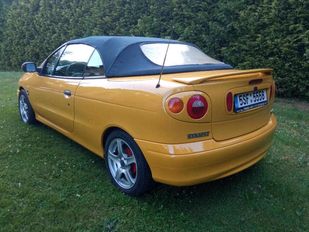 Renault Megane 2.0i Cabrio - 4