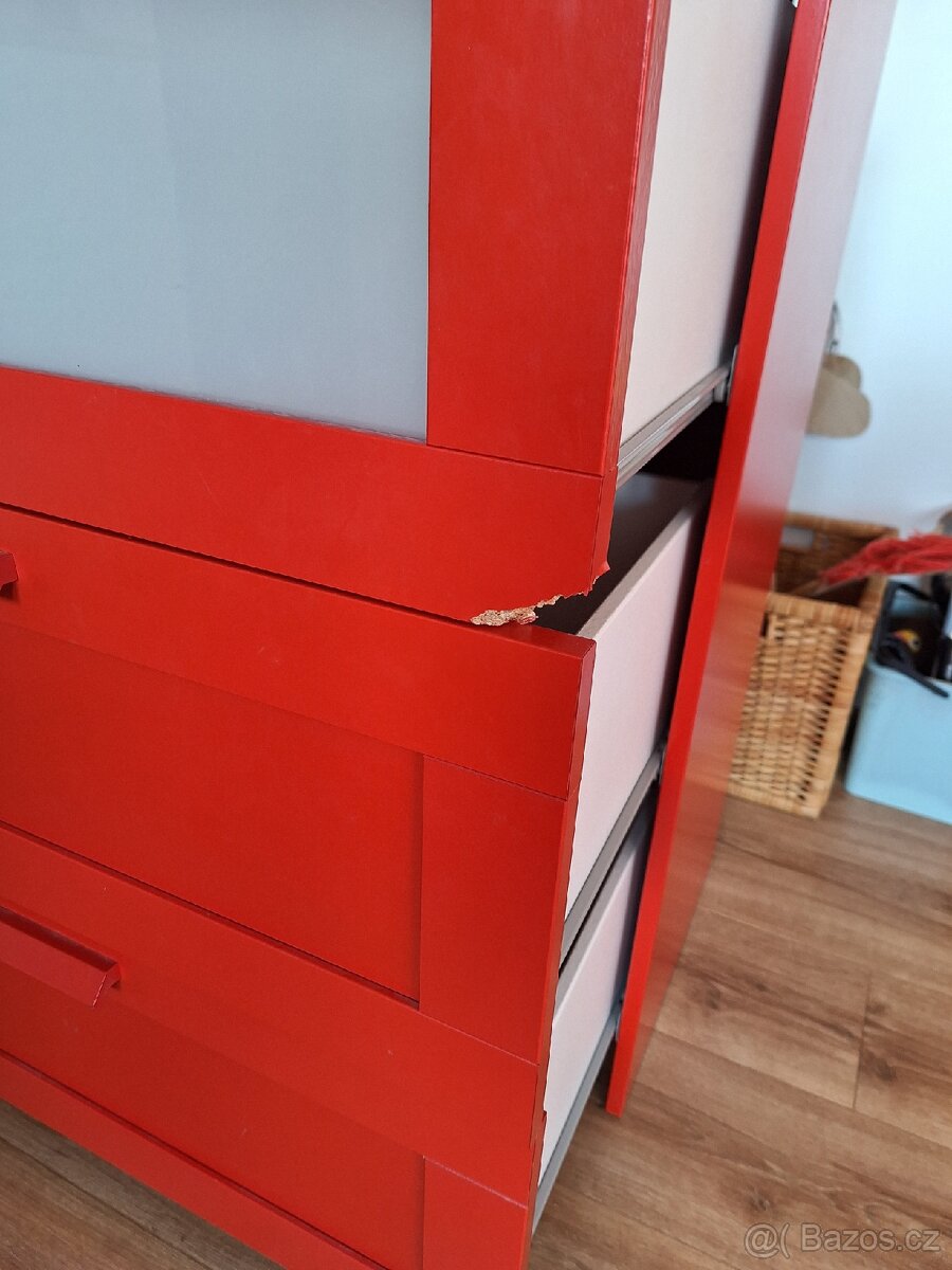 Daruji komodu IKEA - 4