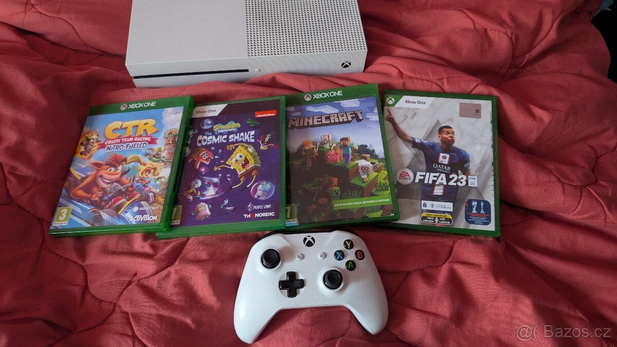 Xbox one s 1tb + 4hry - 4