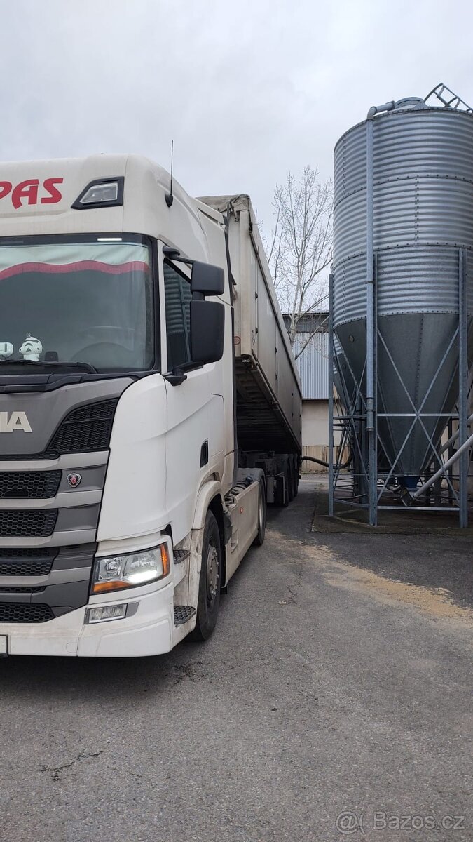 Rozvoz krmných směsí - VKD - 4