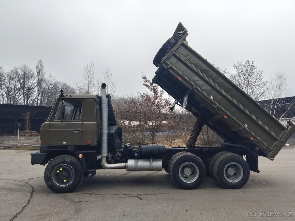 Tatra 815 T2 sklápěč - 4