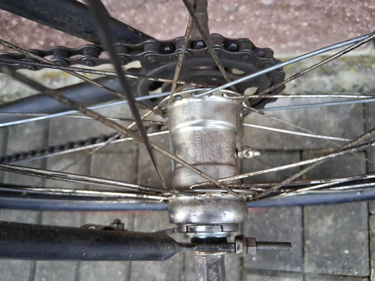 Historické bezmufnové kolo velký tác - 4