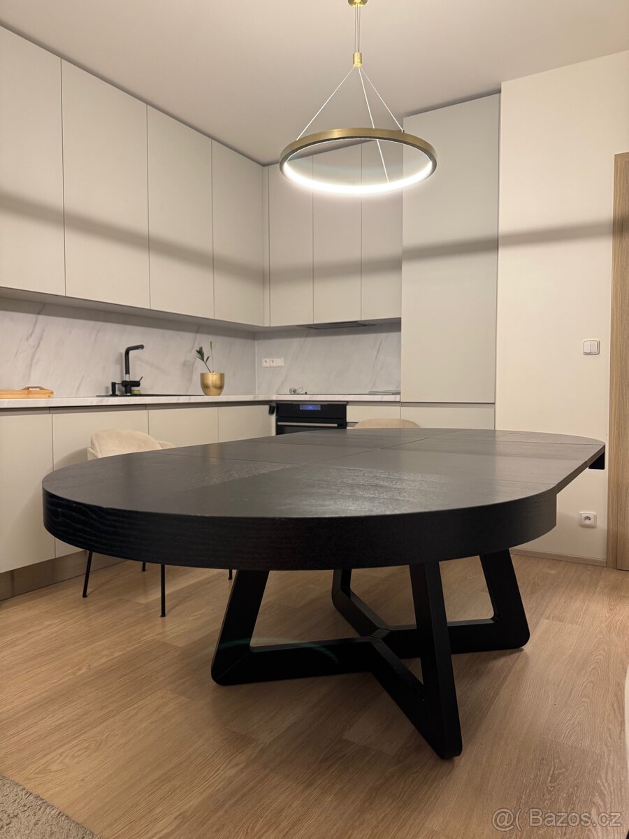 Rozkládací jídelní stůl – černý, moderní design Windsor & Co - 4
