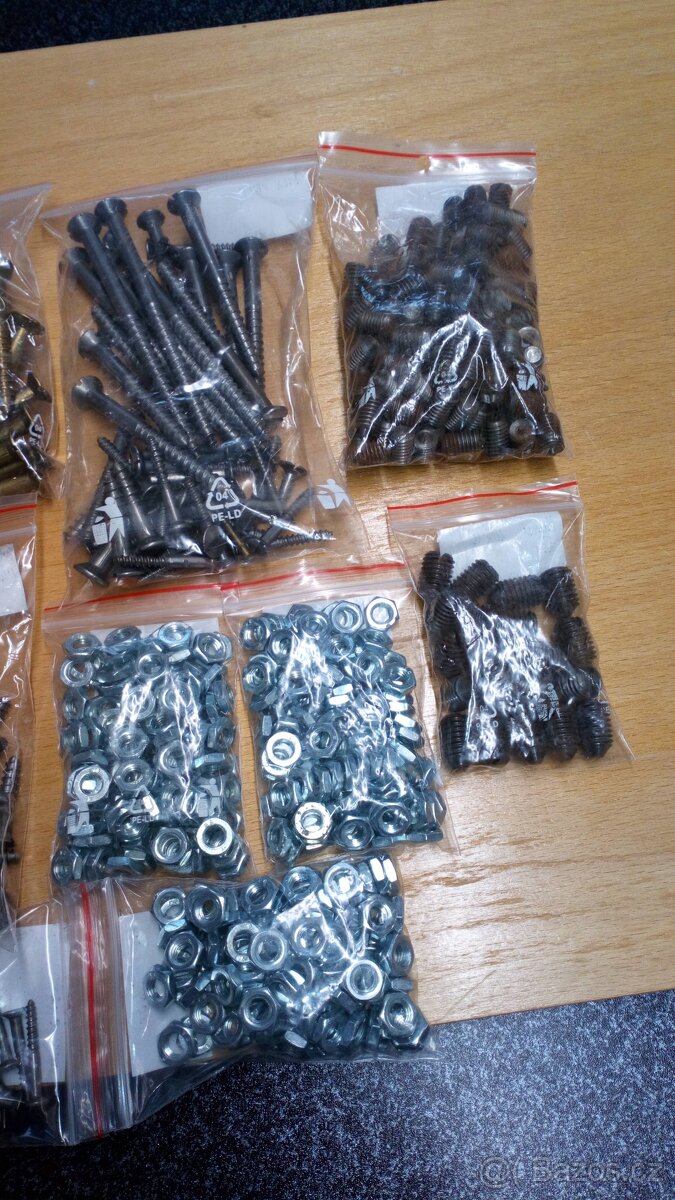 Spojovací materiál ULOŽENKA - 4