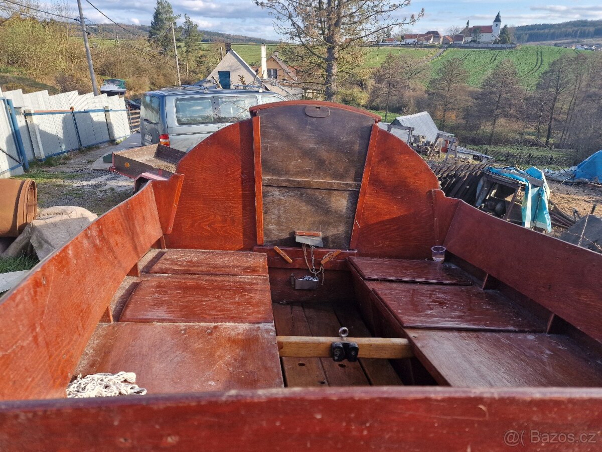 Prodám kajutovou lod - 4