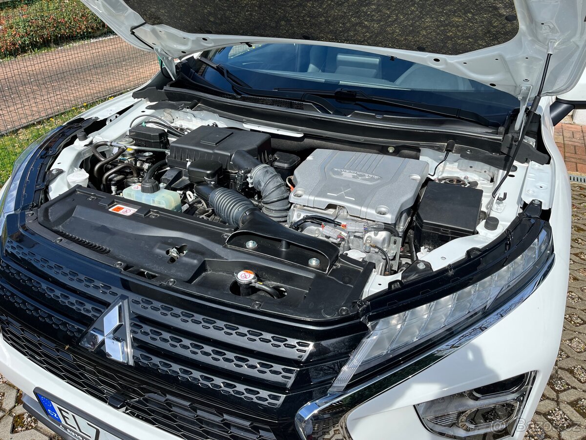Mitsubishi Eclipse Cross PLUS PHEV, 4x4, 2,4 MIVEC - 4