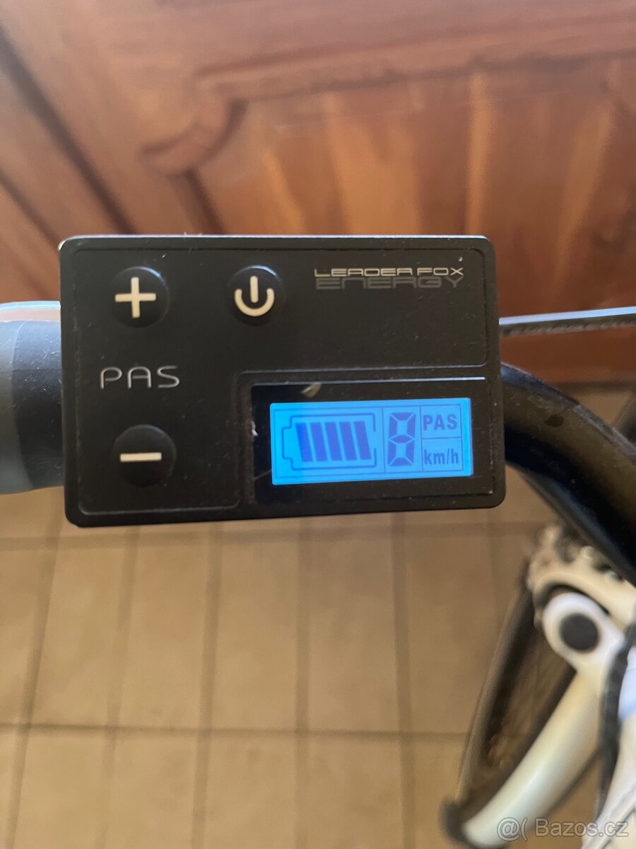 městské elektrokolo Leader Fox Lotus - 4
