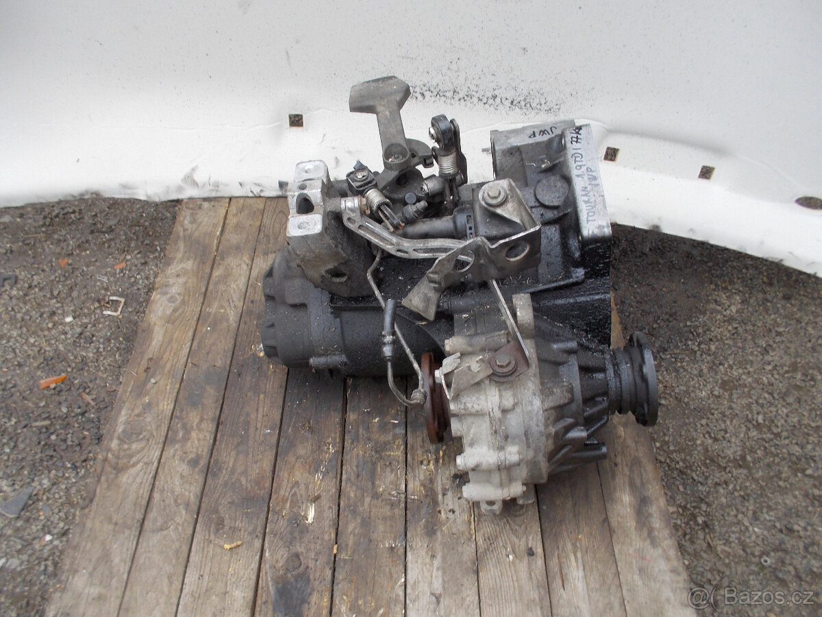 Převodovka VW Touran 1.9TDI 77kw JWP 6 rychl. - 4