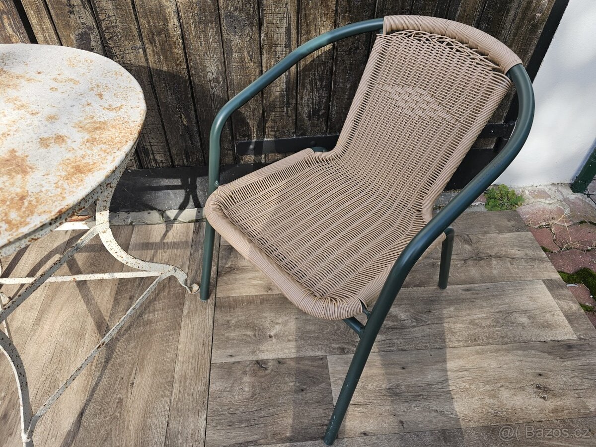 Bistro stolek se židlemi - 4