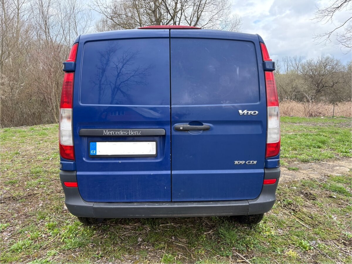 Mercedes Vito W639 - bez motoru - 4