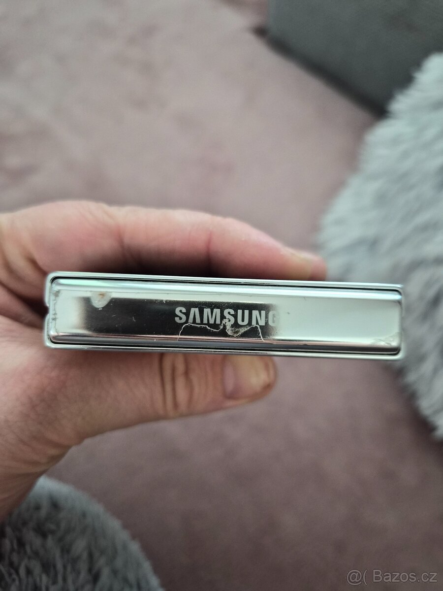 Samsung z flip 5 - 4