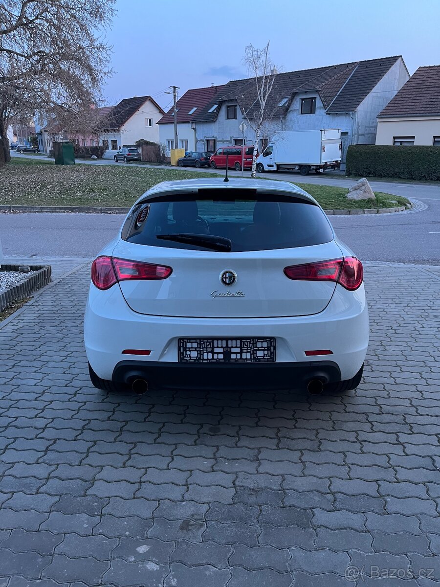 Giulietta Quadrifoglio Verde - 4