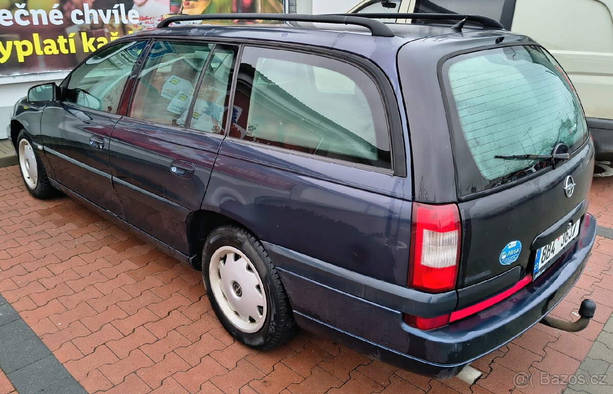 Opel omega - B caravan 2.2 benzín - 4