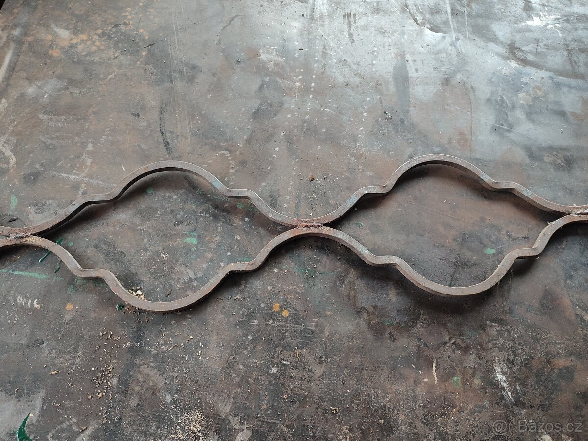 Hydraulický lis na výrobu mříží - 4