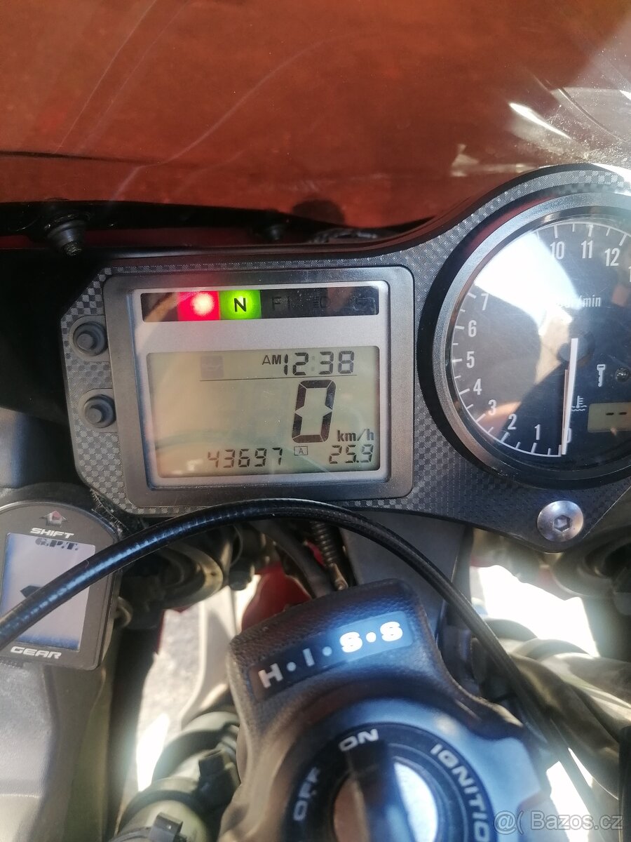 HONDA CBR 600 F - 4