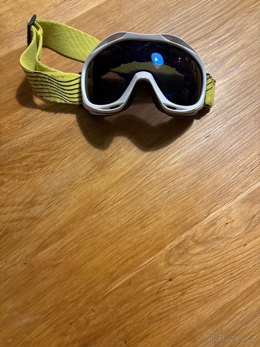 Lyžařská dětská helma - 4