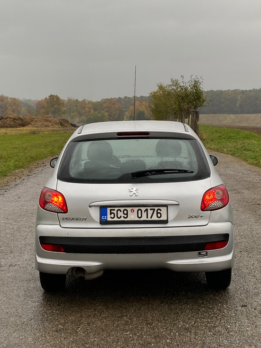 Peugeot 206+ 1.4HDi 50kW r.v.2010 - 4